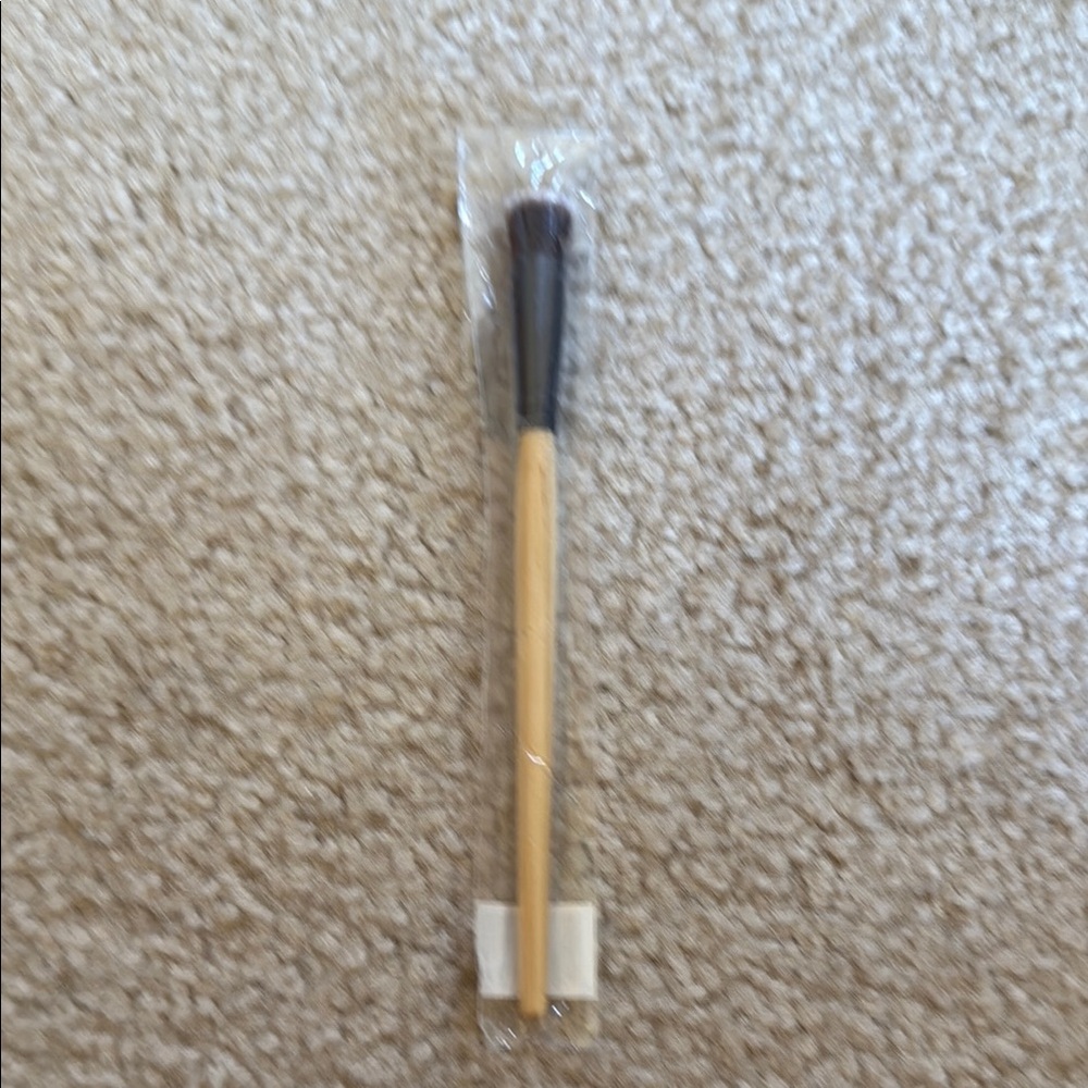 Wooden Handle Makeup Brush